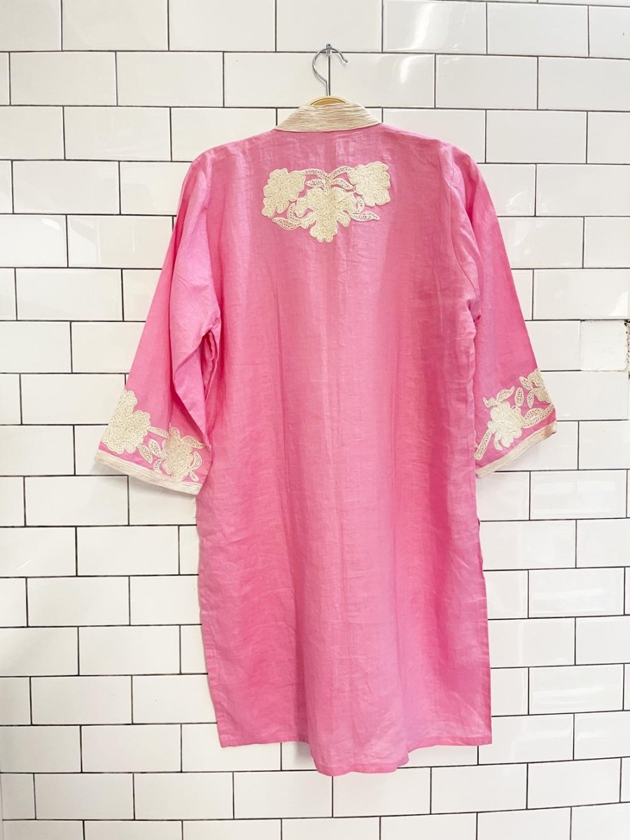vintage 100% linen embroidered caftan - good market thrift store