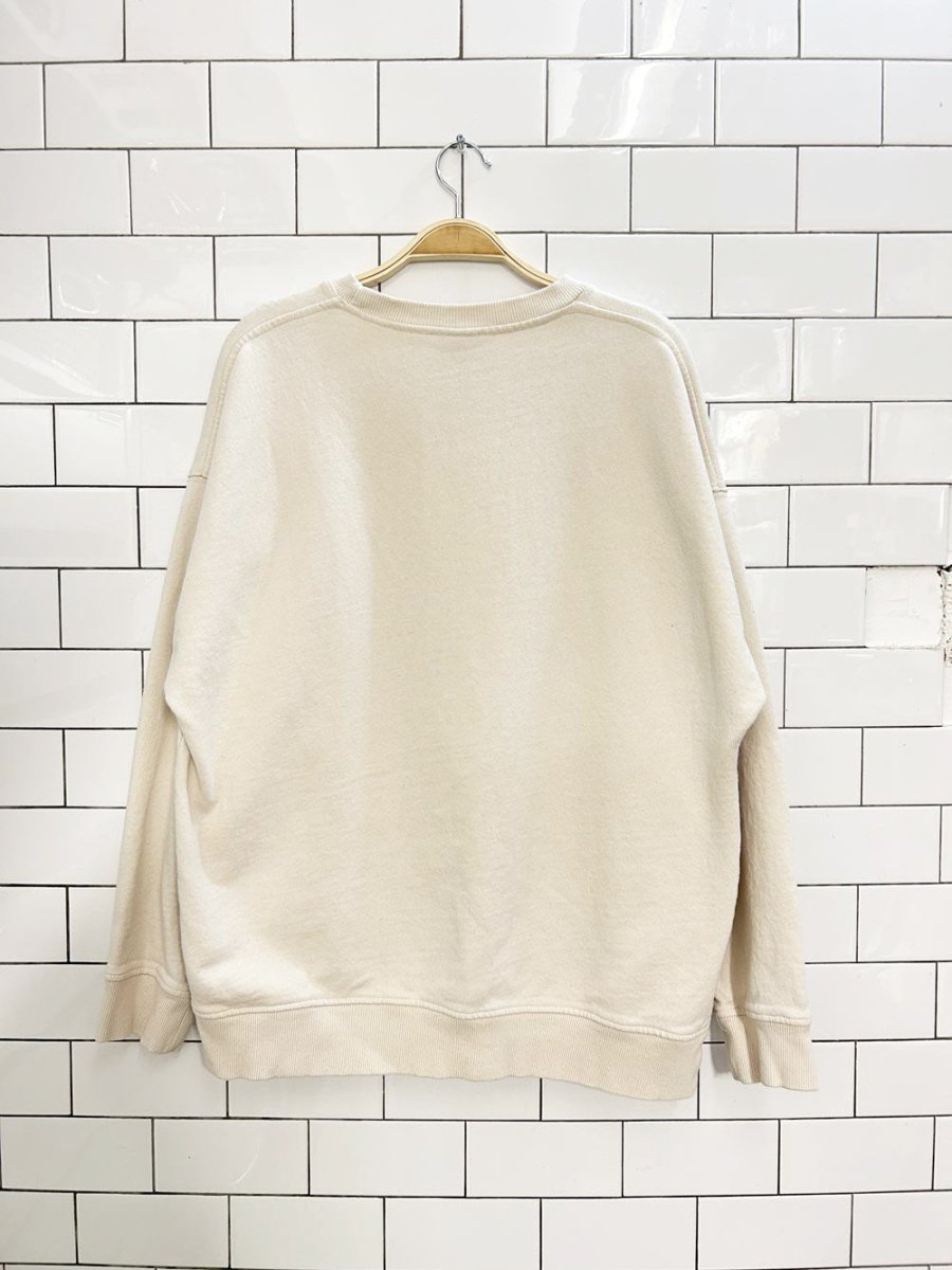 h&m relaxed fit minimal graphic crew - good market thrift store