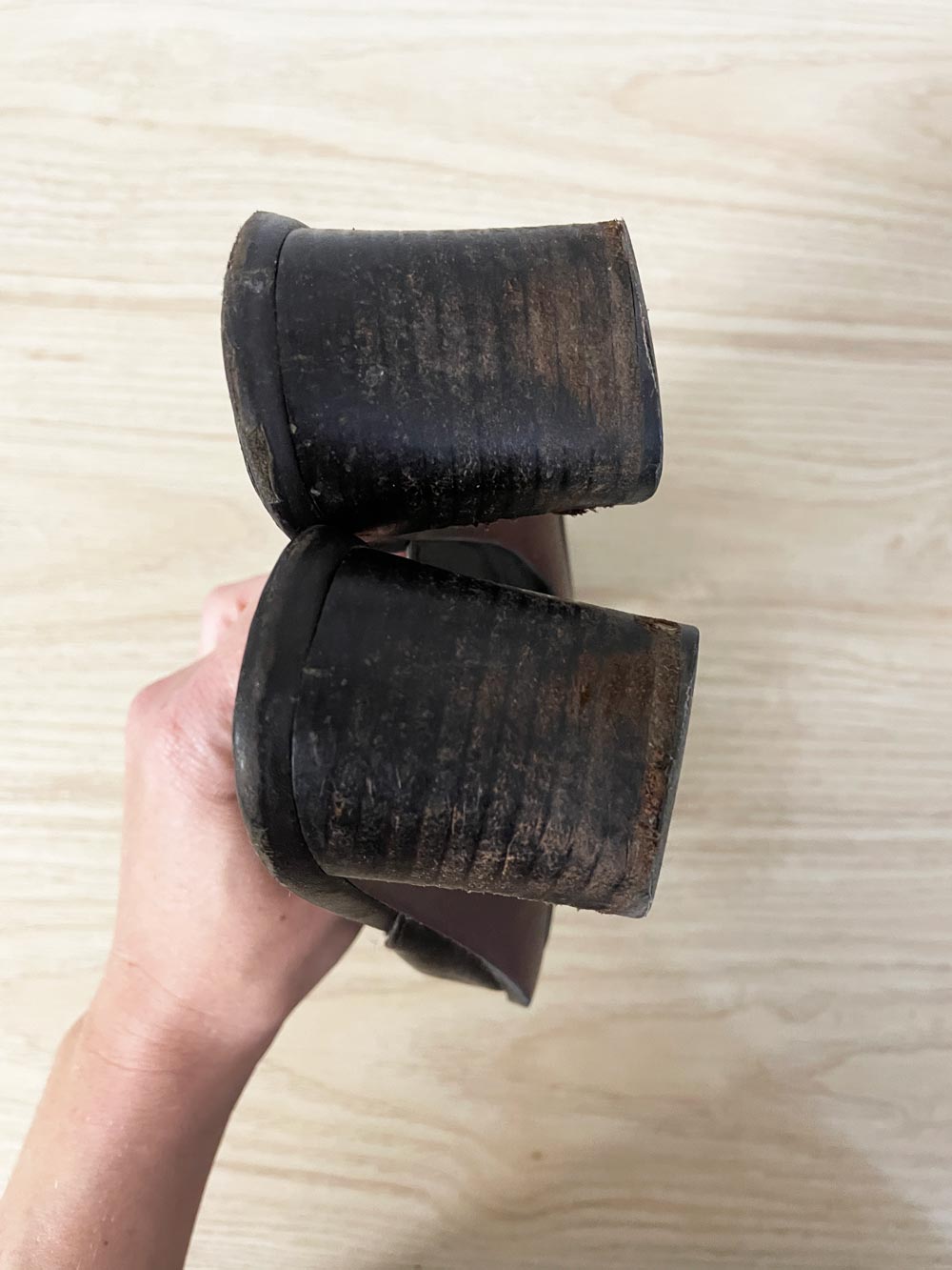 vintage 00s carlos falchi contrast stitch leather mule - good market thrift store