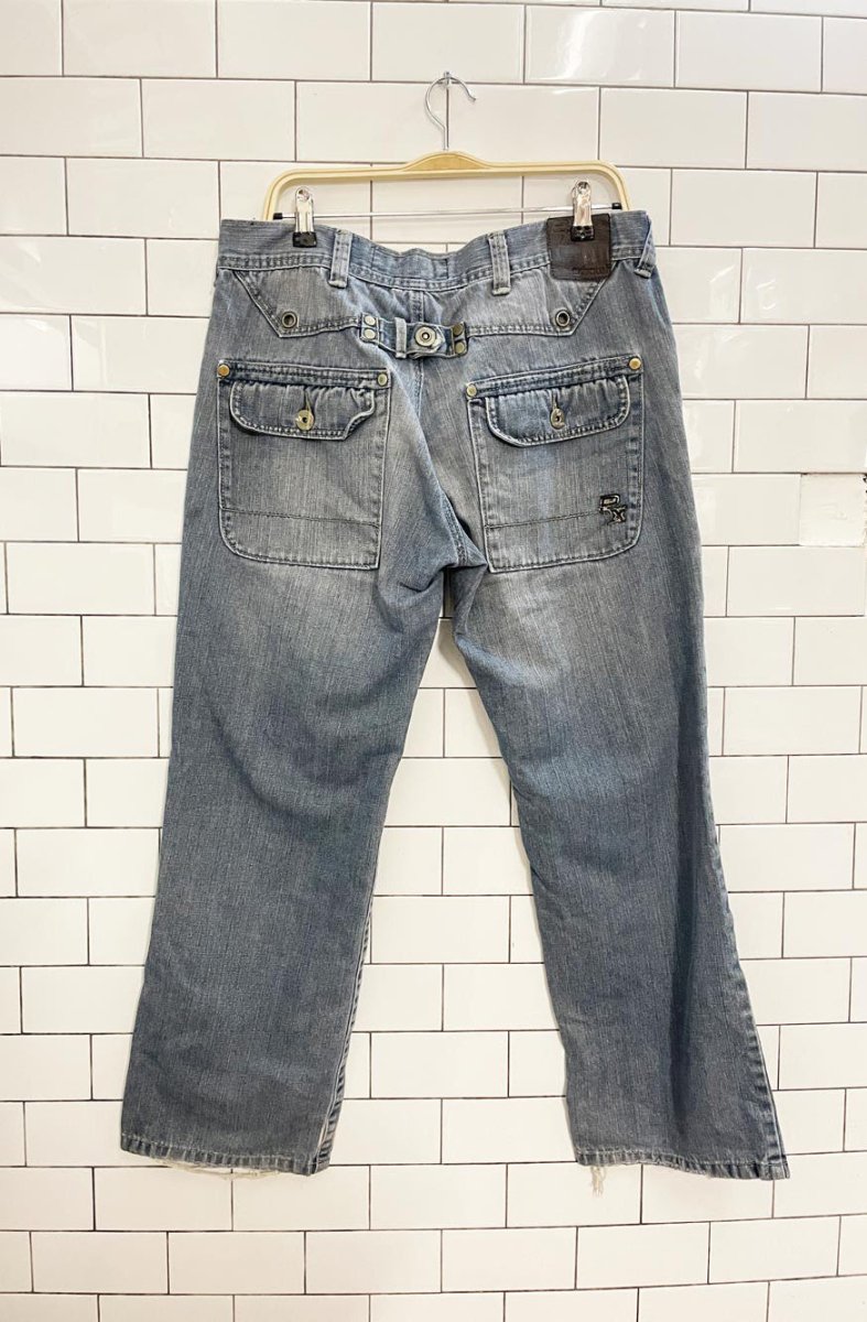 y2k exhaust loose fit jeans - good market thrift store
