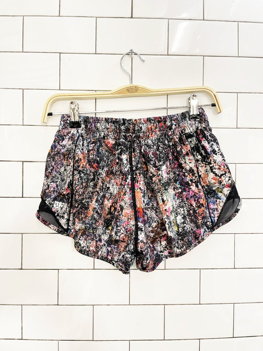 lululemon 2019 hotty hot short 2.5" swift - good market thrift store
