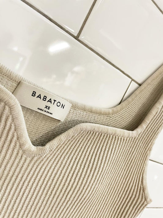 babaton sculpt knit notch crop tank top | aritzia - good market thrift store