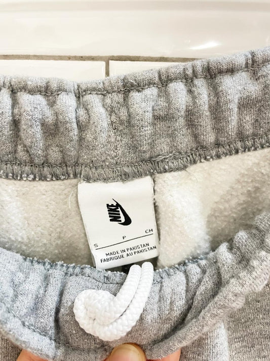 nike minimal swoosh grey joggers - good market thrift store