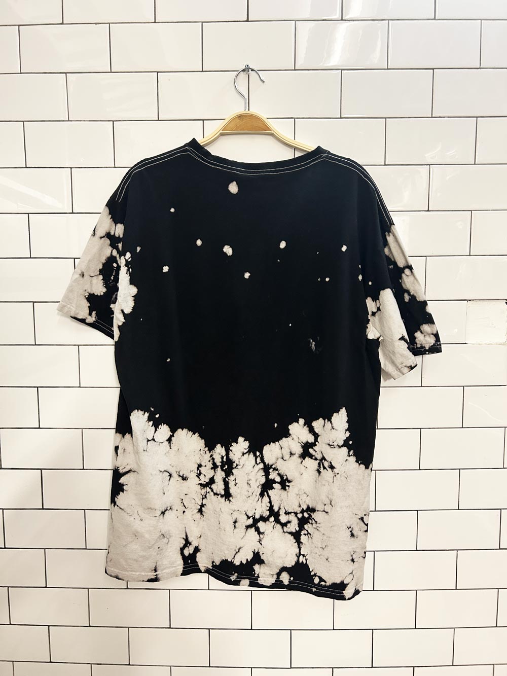 boys in the hood tie dye graphic tee