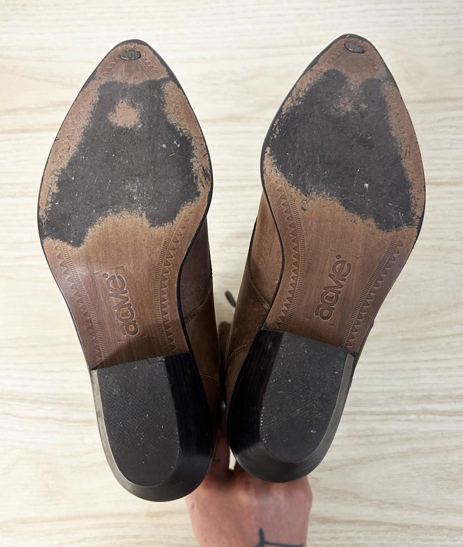 acme cuban heel lace up granny boot - good market thrift store