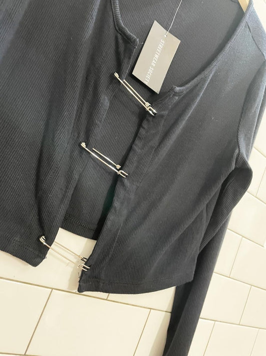 nwt streetwear open kilt pin ribbed long sleeve top - good market thrift store