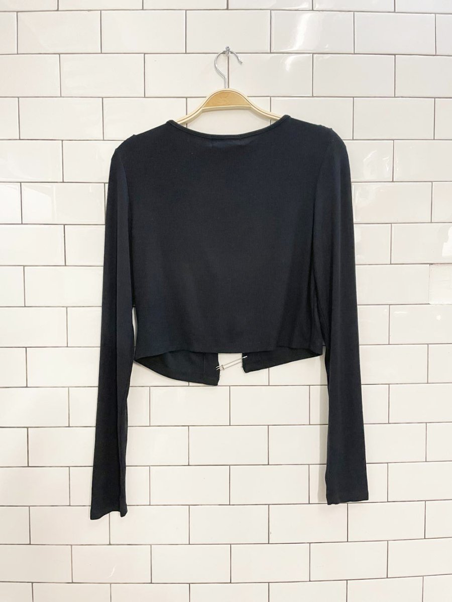 nwt streetwear open kilt pin ribbed long sleeve top - good market thrift store