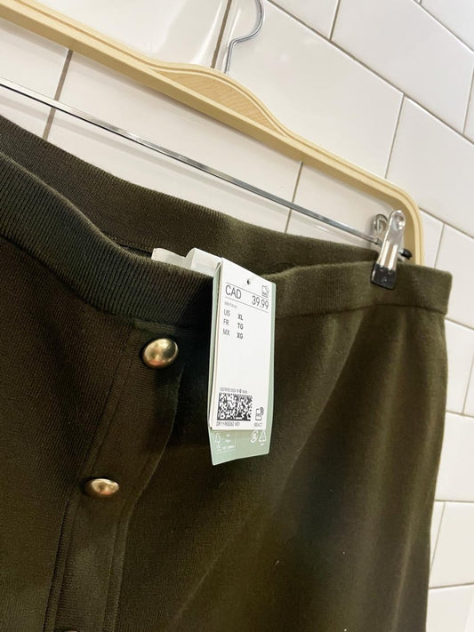 nwt h&m knit gold button mini skirt - good market thrift store