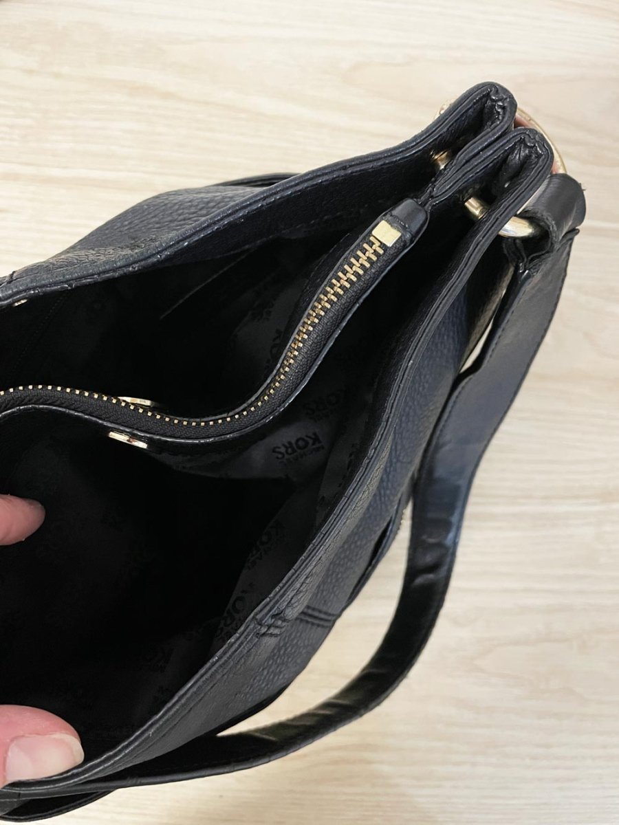 michael kors soft leather shoulder bag - good market thrift store