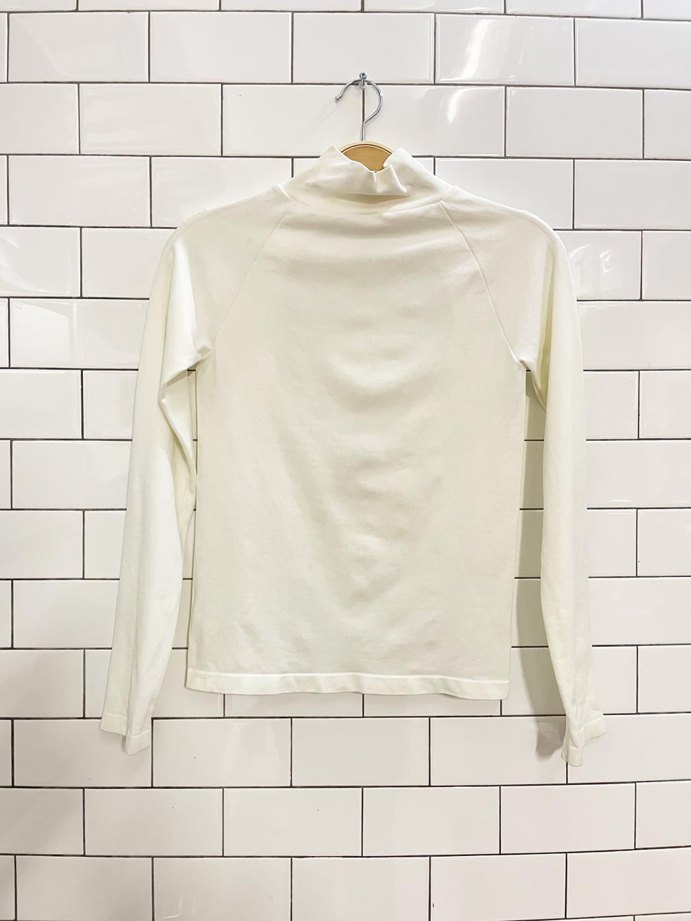 intimately free people open back long sleeve top - good market thrift store