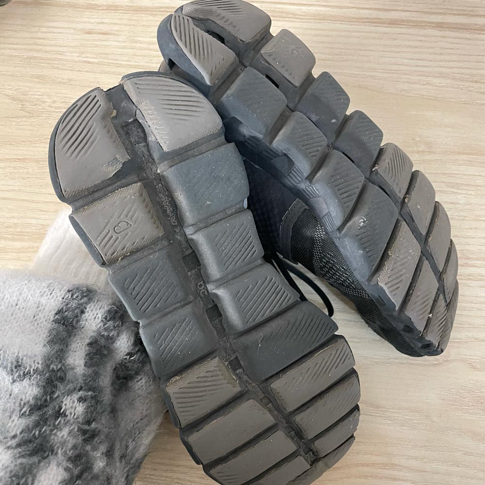 on cloud running shoes