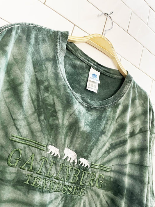 vintage 90s tennessee bears embroidered tie dye tee | colortone - good market thrift store
