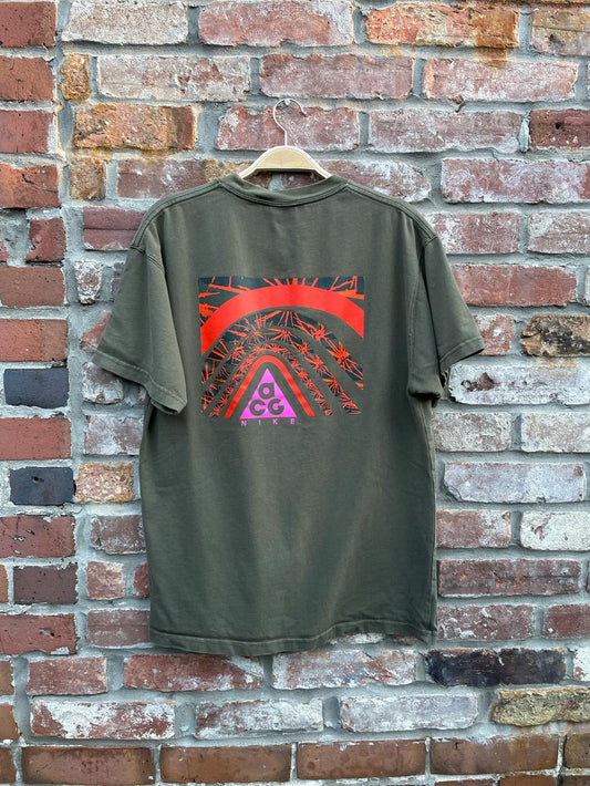 nike acg embroidered tee