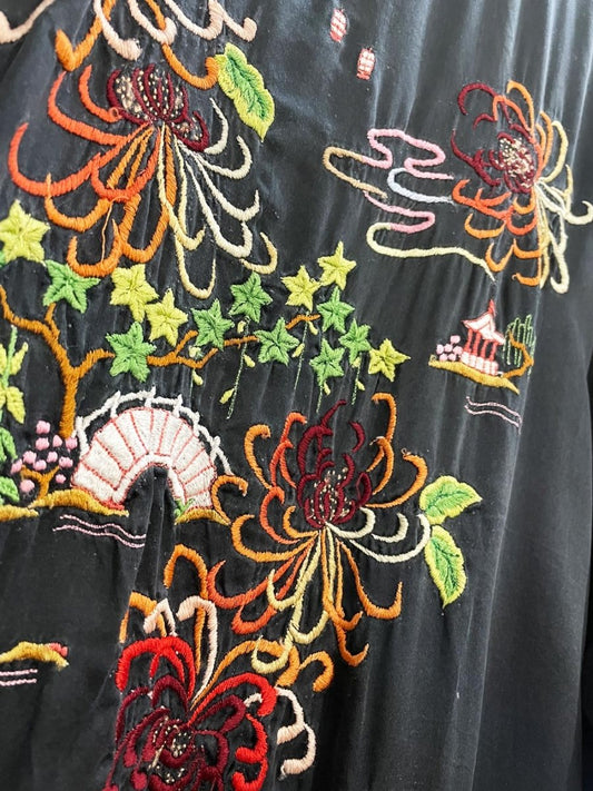 vintage 70s hand - embroidered silk kimono - good market thrift store