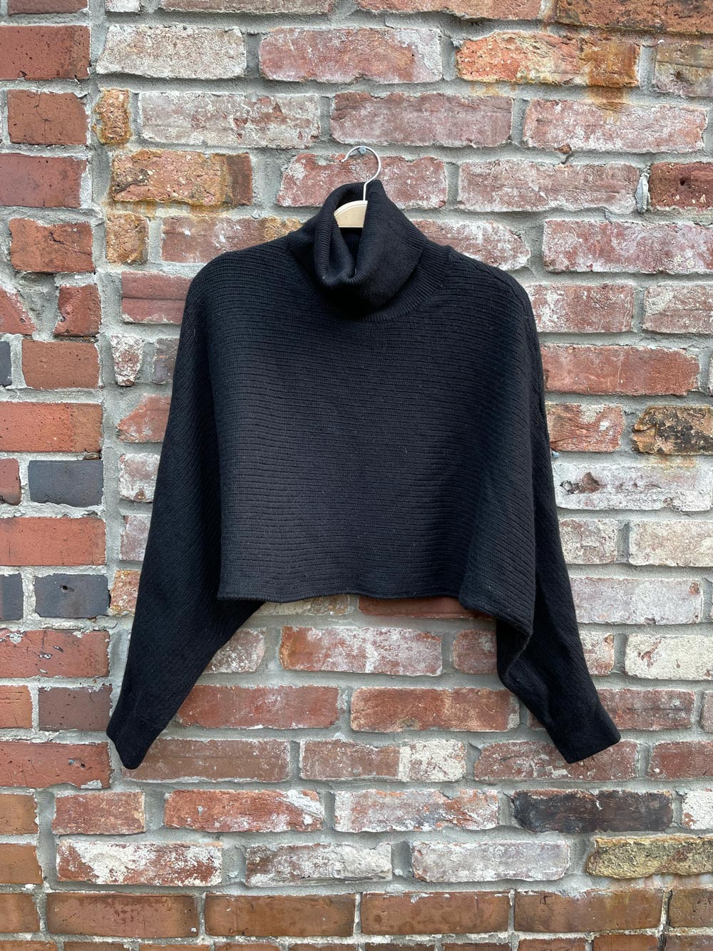 wilfred free naomi cropped wool sweater