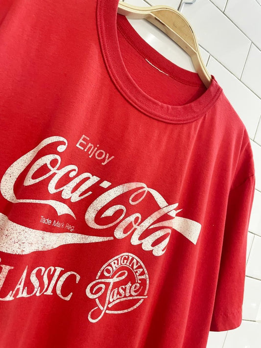 vintage 80s coca - cola graphic tee - good market thrift store