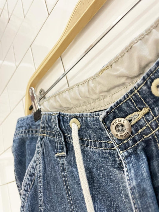 vintage 00s lee riders baggy denim shorts - good market thrift store