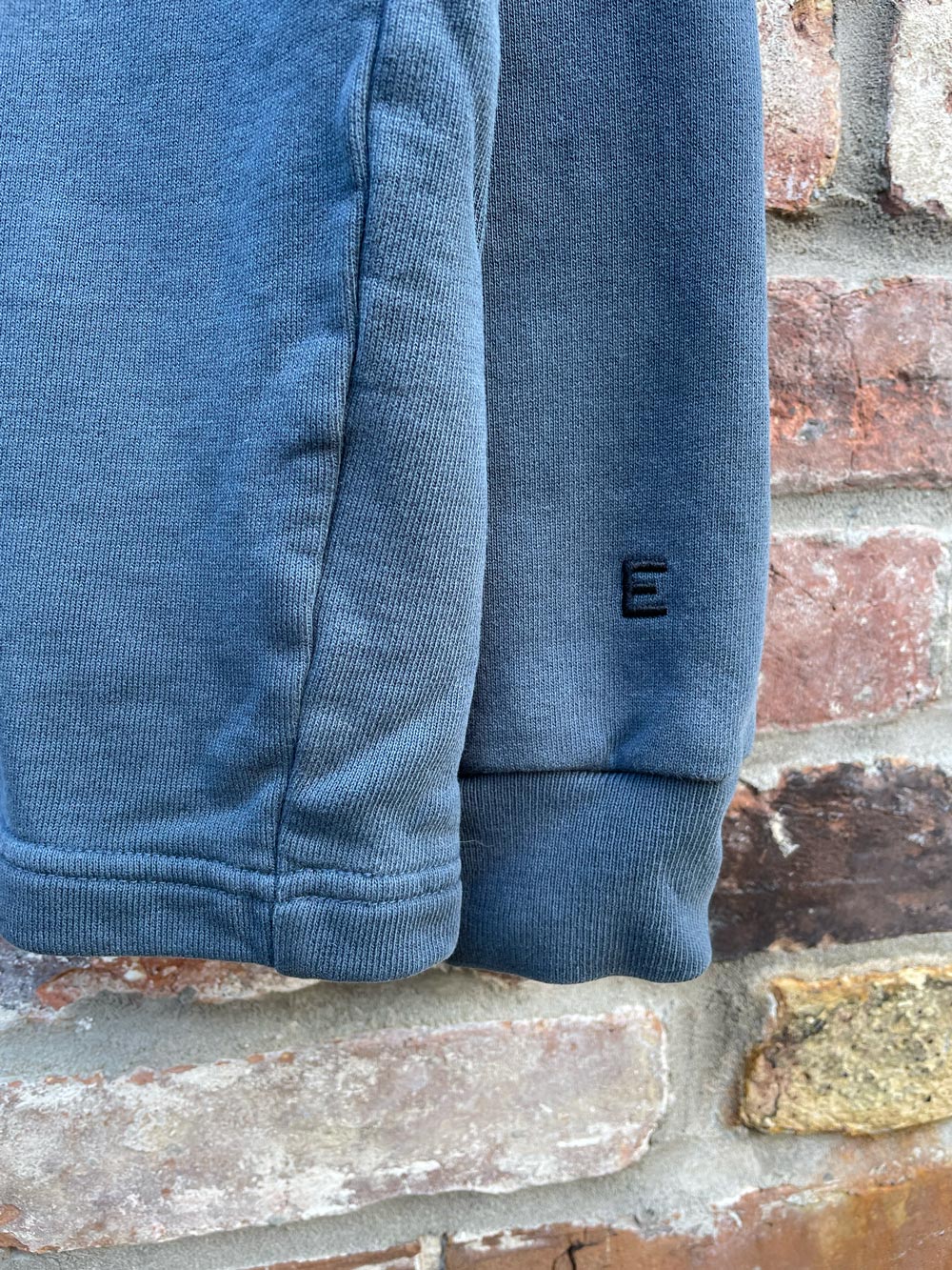 everlane 1/2 zip organic cotton sweatshirt