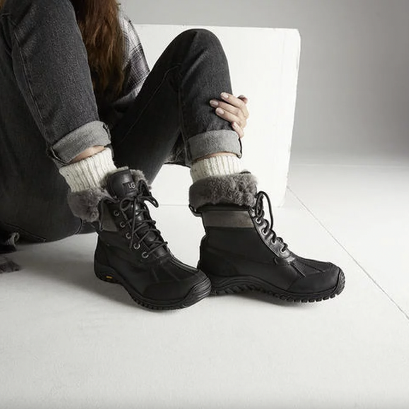 ugg adiondack II black grey sheepskin winter boots size 10