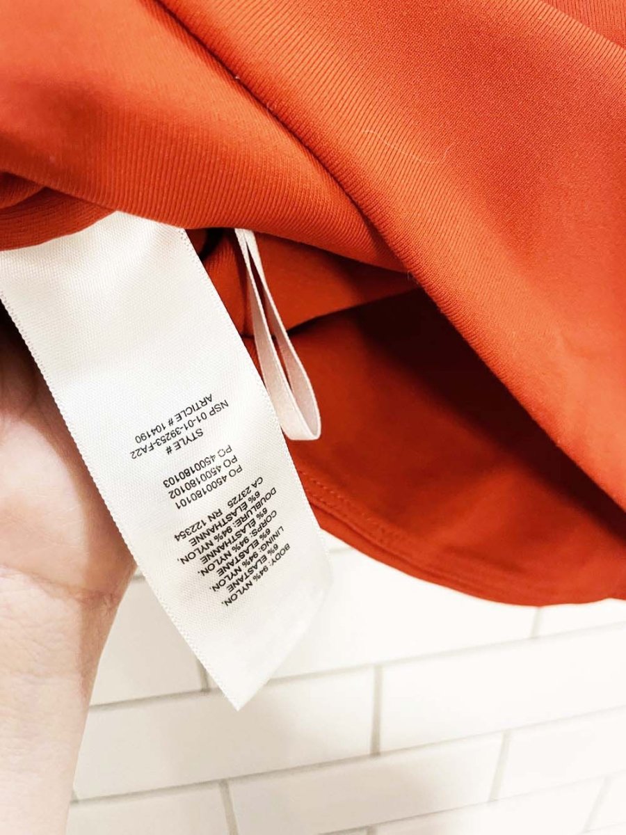 babaton original contour square neck crop tee | aritzia - good market thrift store