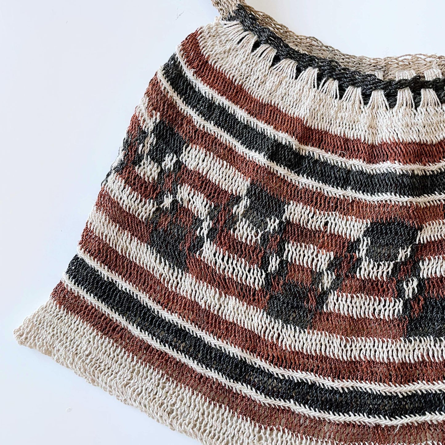 vintage handmade papa new guinea bilum net bag