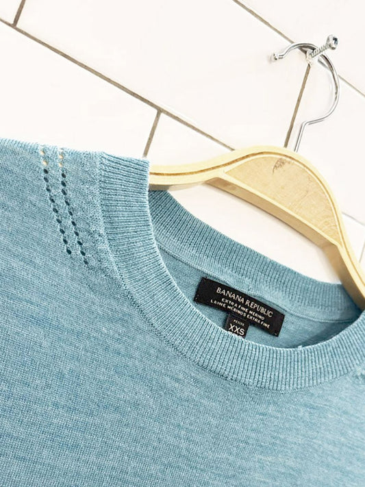 banana republic 100% merino extra fine wool knit top - good market thrift store