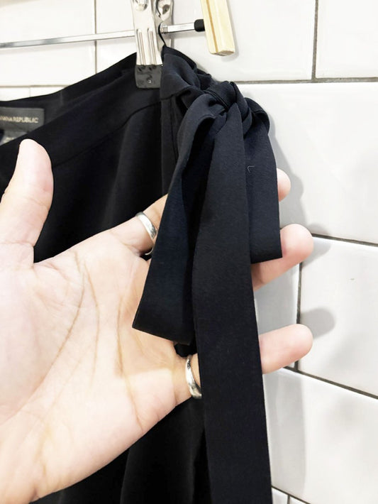 banana republic 100% silk flowy wrap knee length skirt - good market thrift store