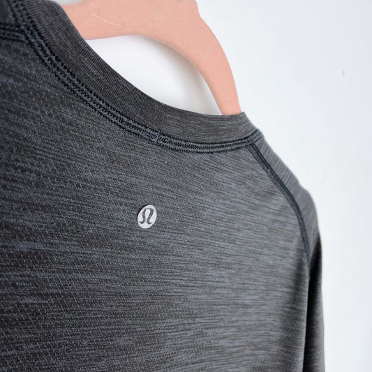 lululemon metal vent tech short sleeve - size medium