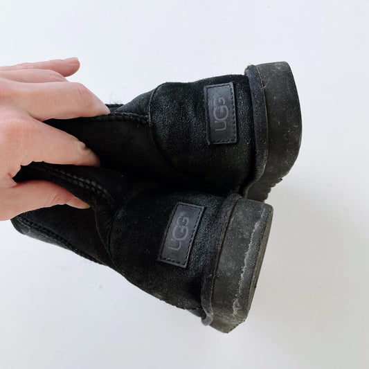 ugg classic short black sheepskin boots