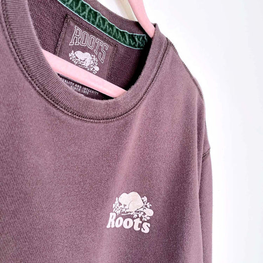 vintage 00s roots brown crew - size large