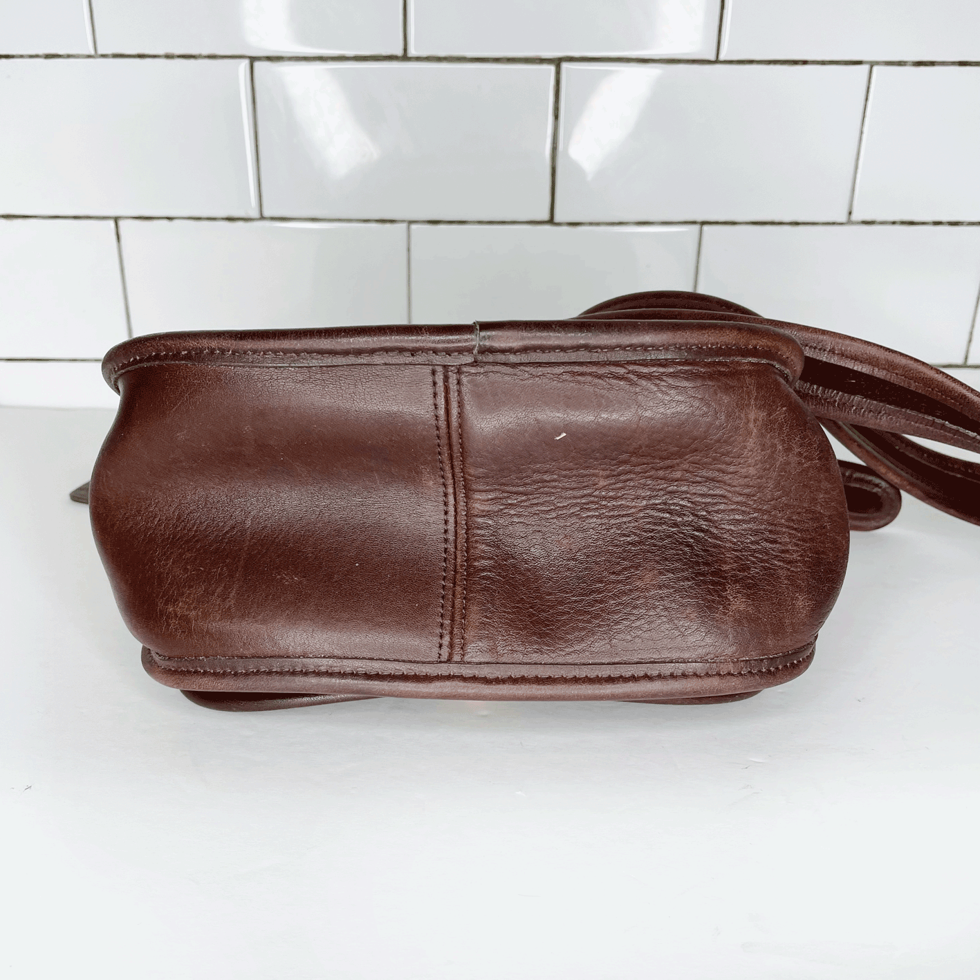 vintage 70s coach legacy trail brown small turn lock crossbody