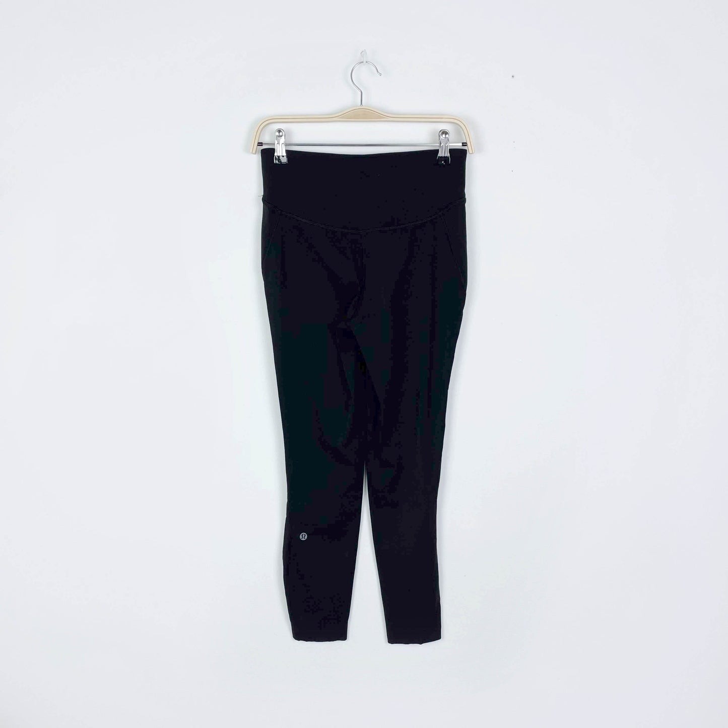 lululemon 2021 base pace high rise tight - size 8