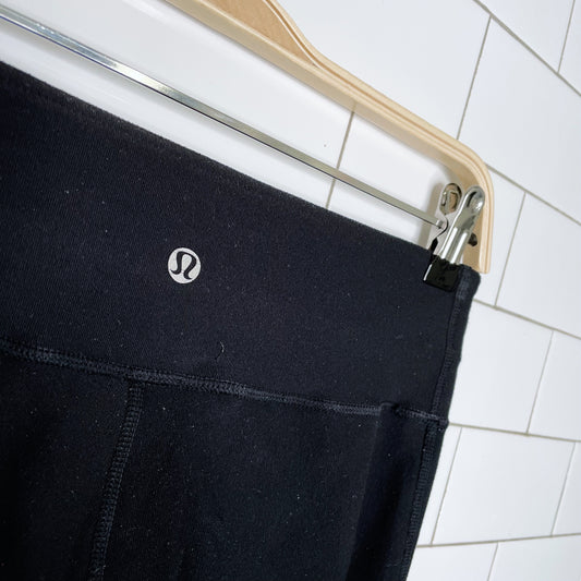 lululemon reversible wunder under crop - size 6