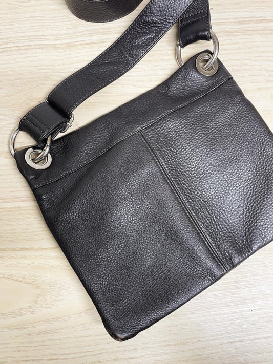 danier soft leather crossbody bag - good market thrift store