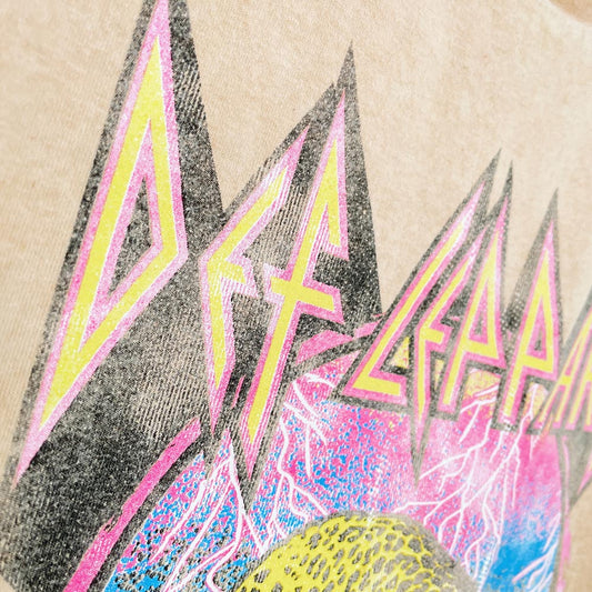 def leppard 2022 high n dry graphic tee
