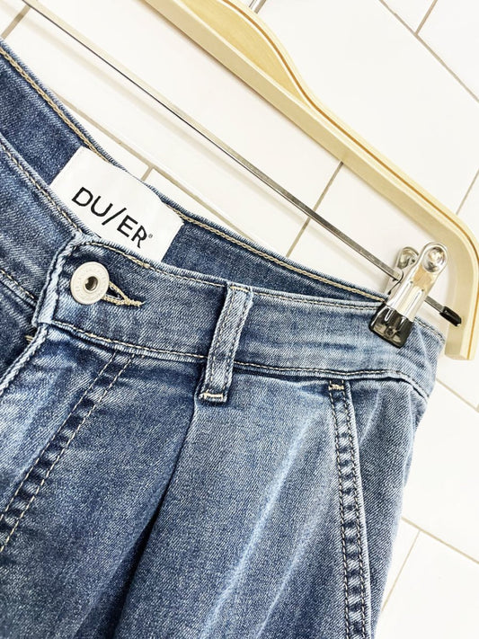 du/er pleated wide leg chambray denim jeans - good market thrift store