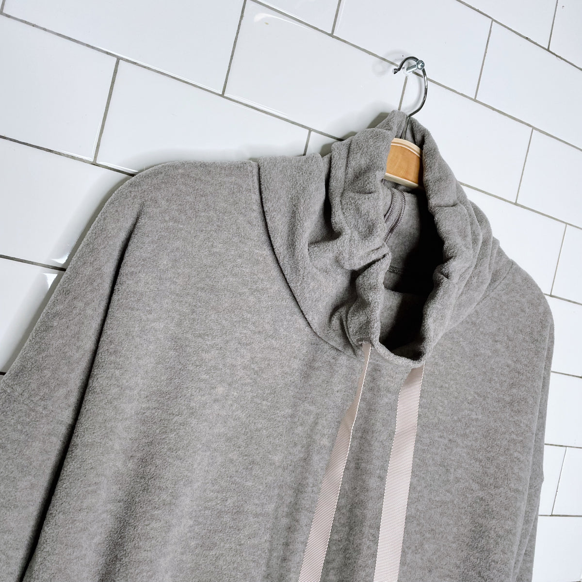 lululemon 2019 go forward fleece pullover - size large
