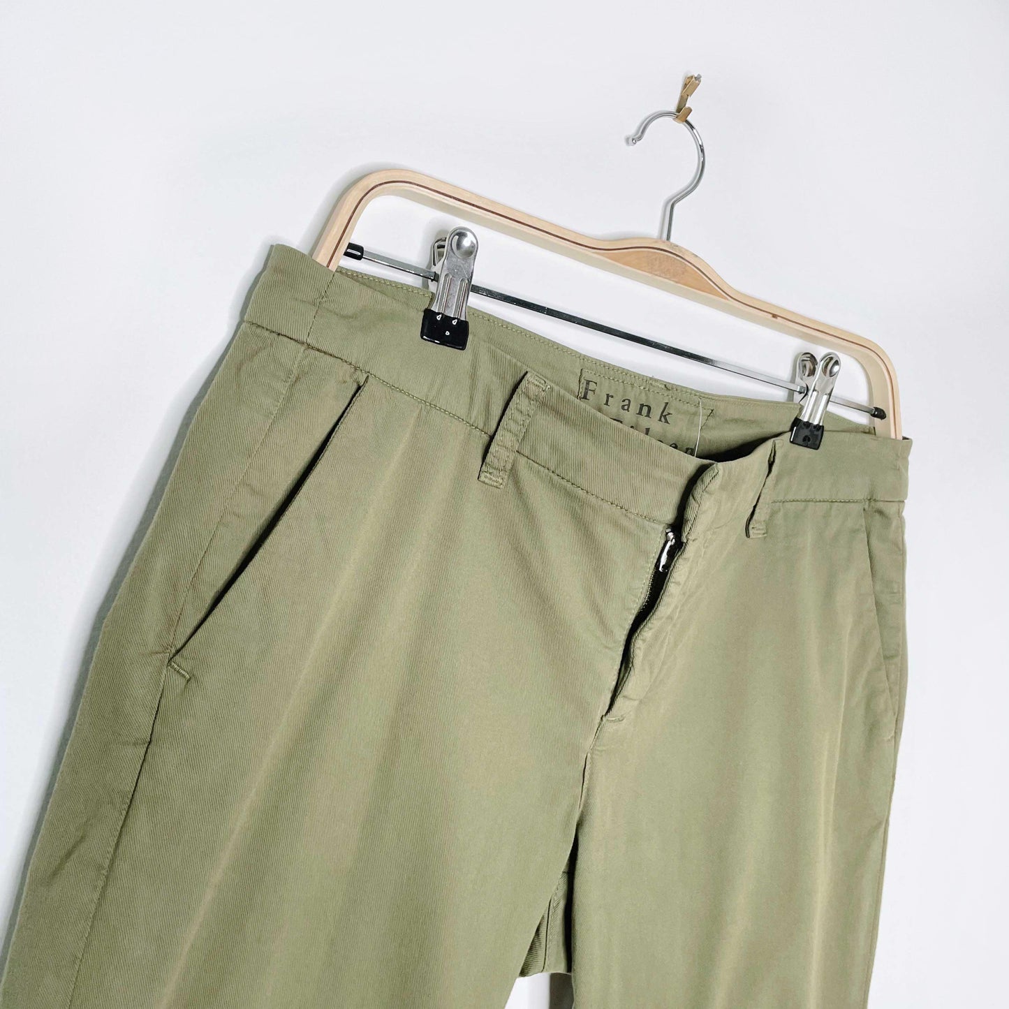 frank and eileen wicklow twill pant in army