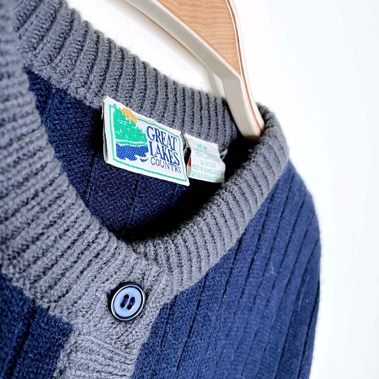 vintage great lakes country reindeer knit cardigan - size medium