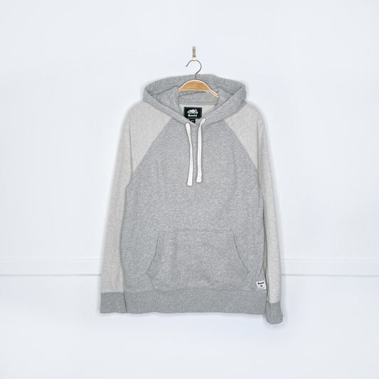 roots 2018 big cooper reverse raglan hoodie