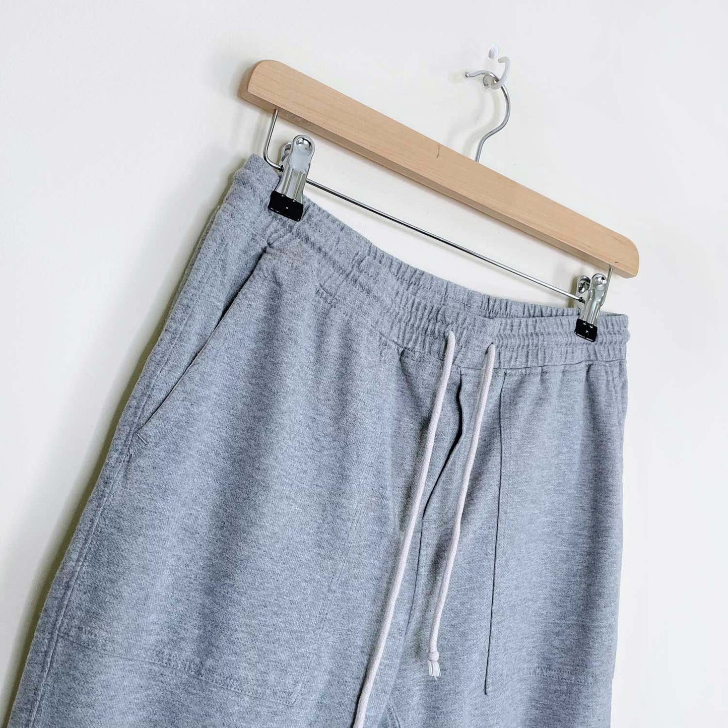 roots grey slim sweatpants - size medium