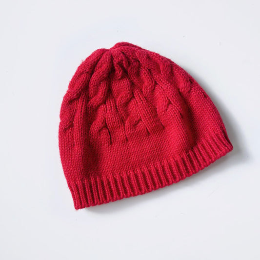 cable knit embroidered heart toque
