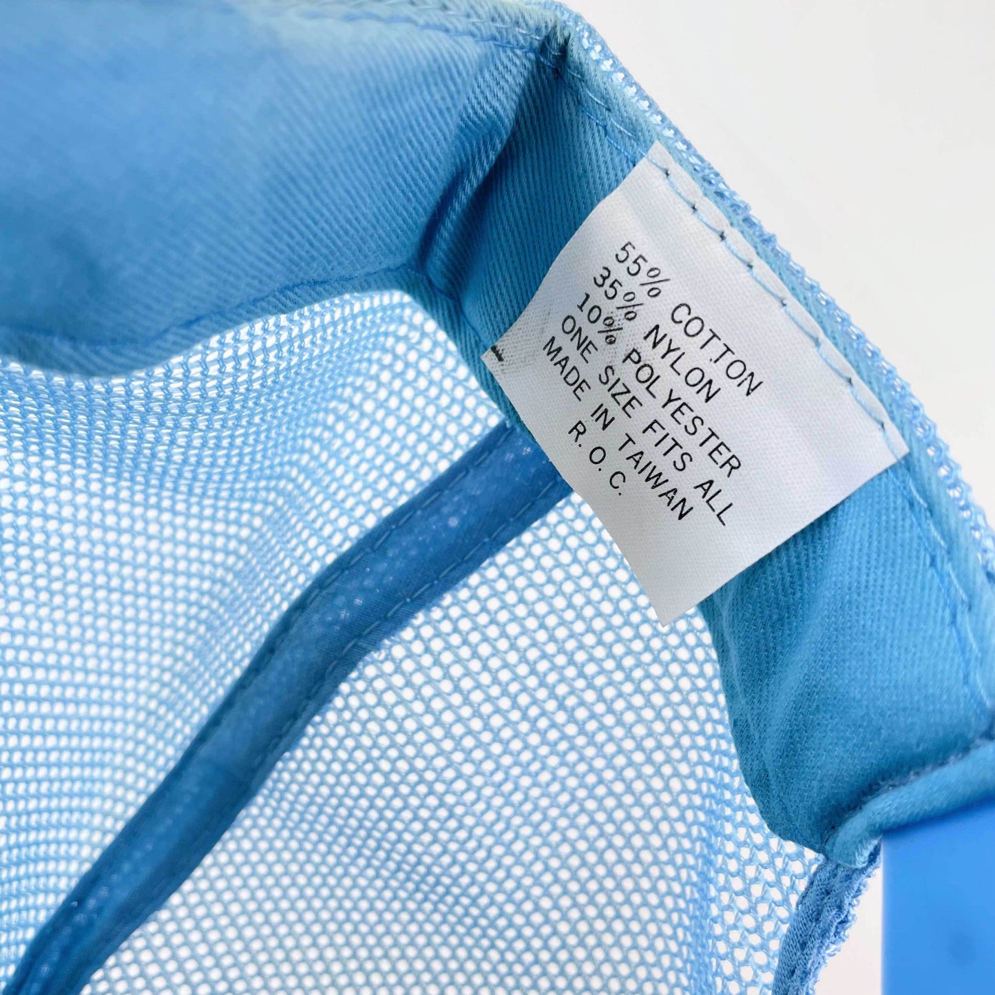 deadstock NWT 80s las vegas trucker hat