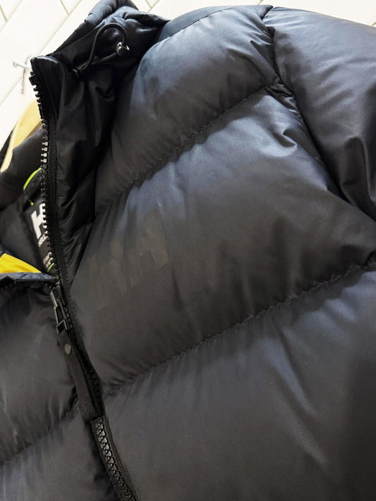 helly hansen 2024 "active puffy jacket" hooded short puffer coat - good market thrift store