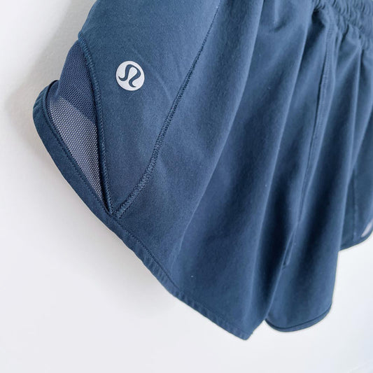 lululemon 2020 hotty hot short II swift