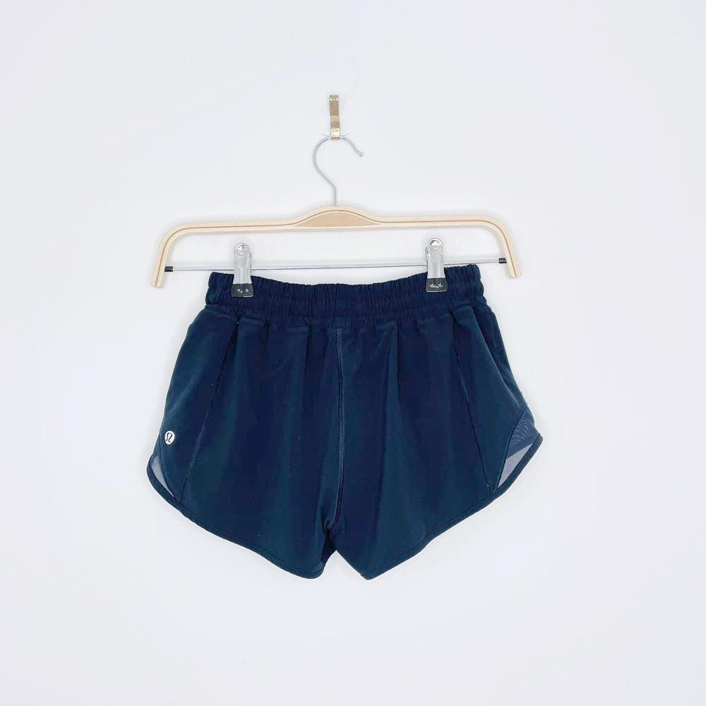 lululemon 2020 hotty hot short II swift
