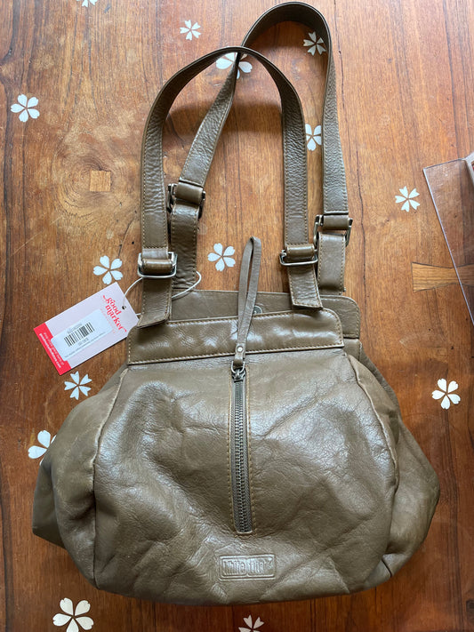 vintage white flirt debossed dragon leather bag