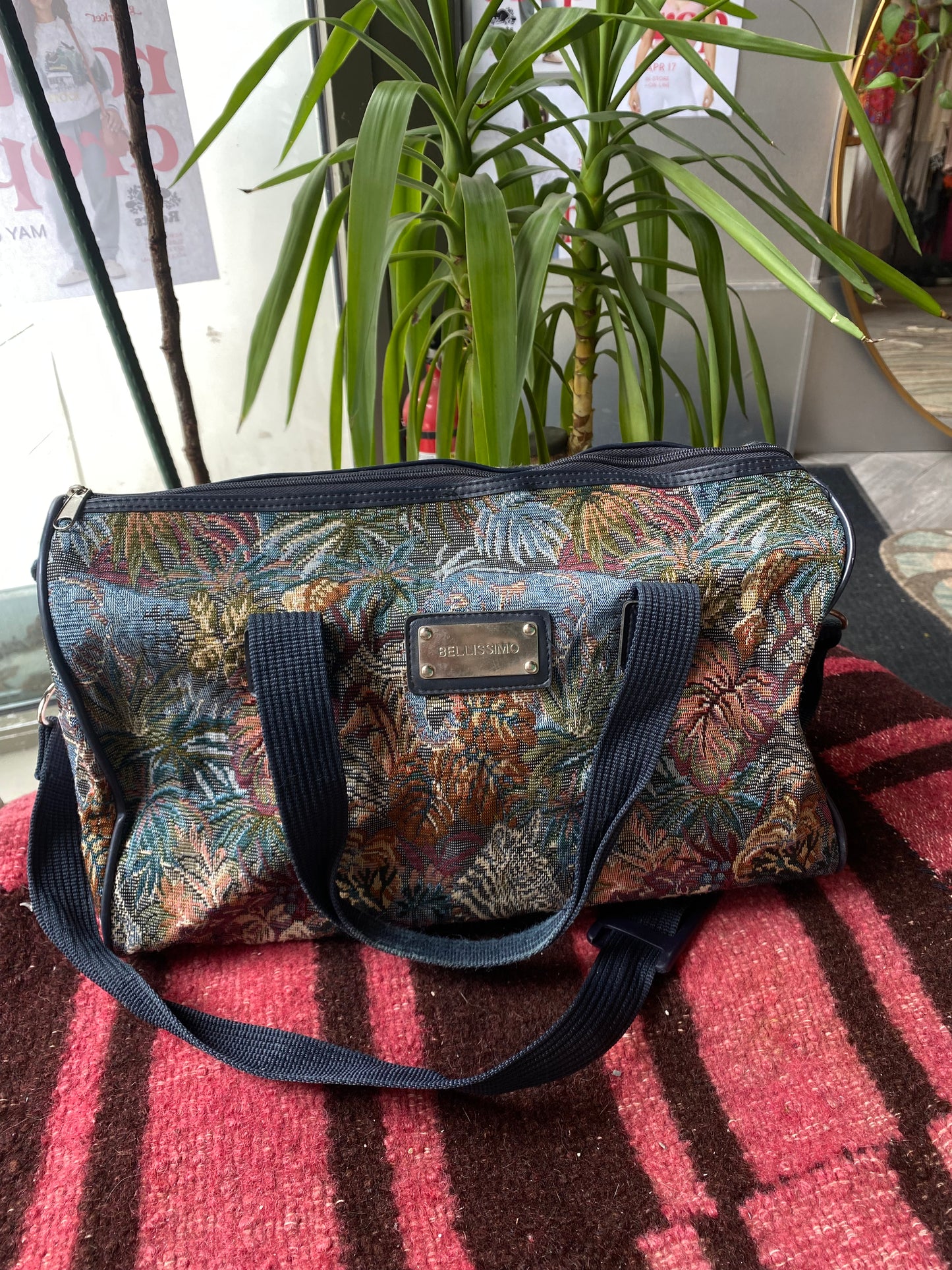 vintage bellissimo tapestry weekend bag