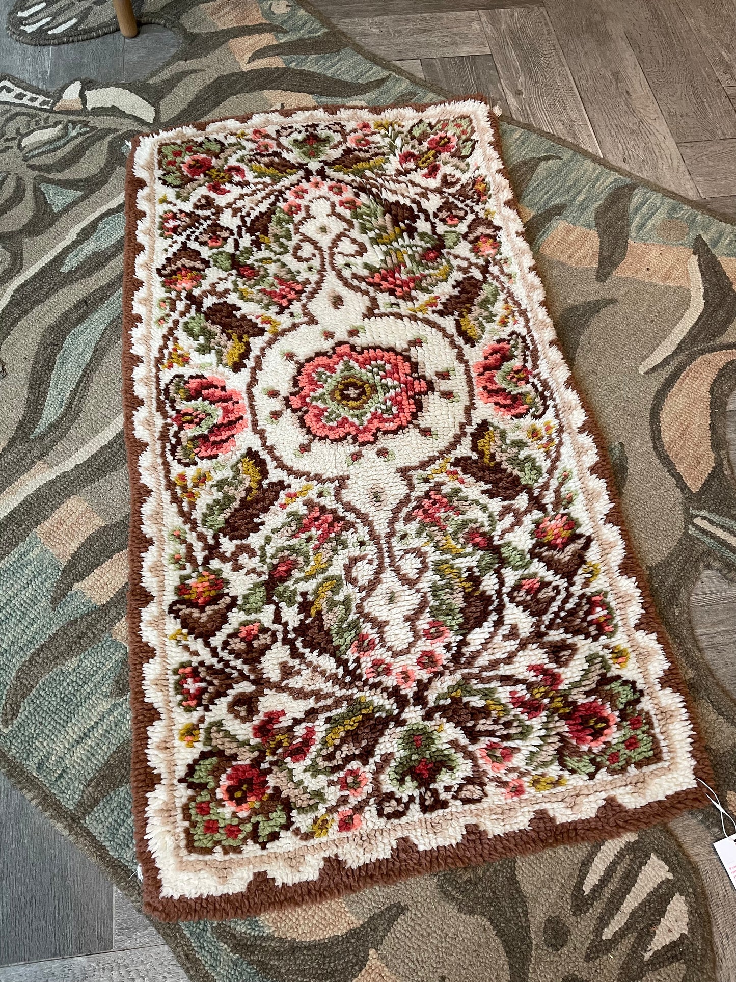 vintage 70s moroccan-style deep pile shag runner