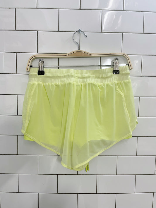 alo yoga ambience mesh shorts